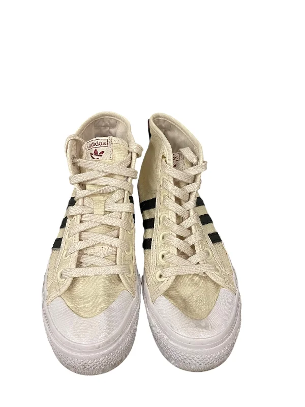 Shoes Sneakers By Adidas In Cream, Size: 6