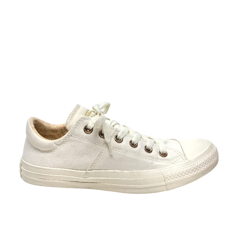 Shoes Sneakers By Converse In Cream, Size: 9